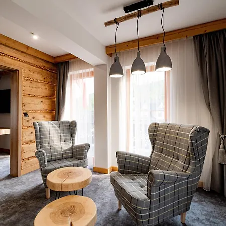 Ku Dolinie Apartmanhotel 4*