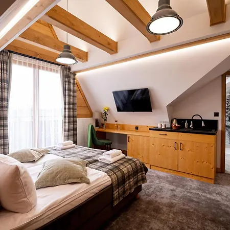 Apartmanhotel Ku Dolinie 4*