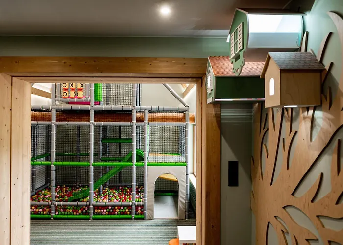 Aparthotel Ku Dolinie 4*